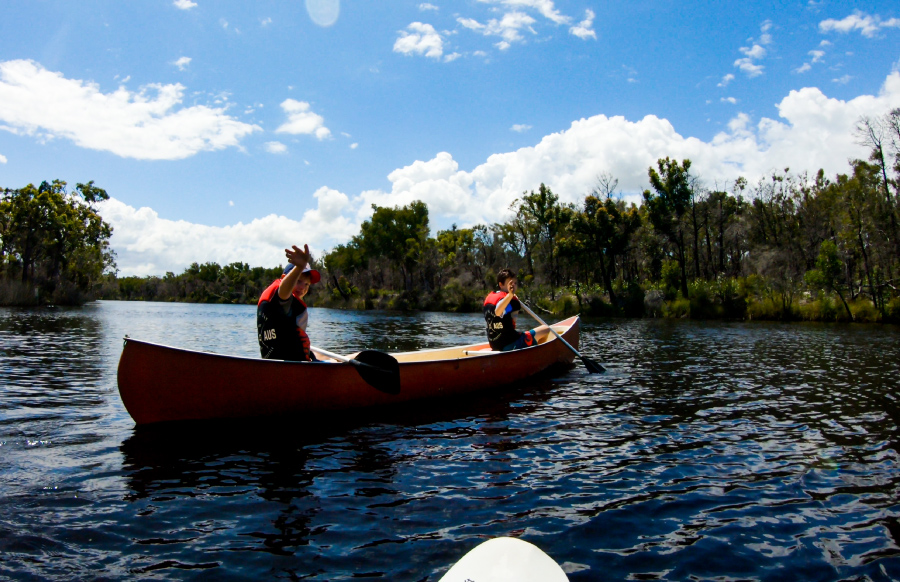 images/Destinations - Lake Cootharaba/lake cootharaba - harrys hut - camping - kayak - 5.jpg
